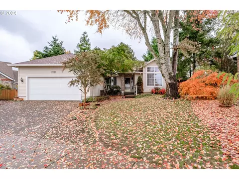3108 N Homewood Ct, Newberg, OR 97132