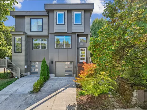680 NE Ivy St, Portland, OR 97212