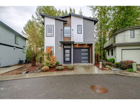 1867 John Muir Cir, Salem, OR 97302