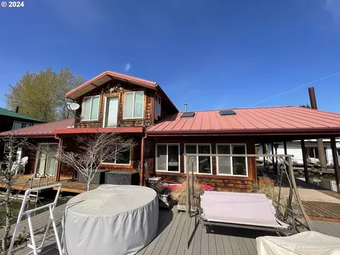 15500 NW Ferry Rd #5, Portland, OR 97231