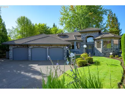 1212 NW Torres Pine Ct, Mcminnville, OR 97128