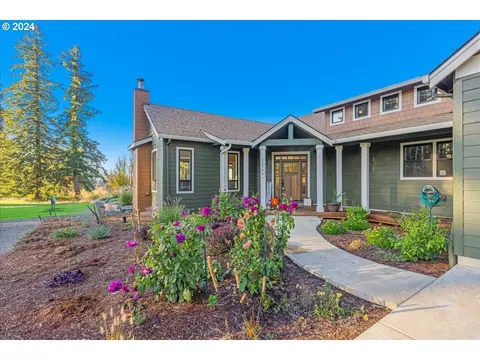 32720 SE Moss Hill Rd, Estacada, OR 97023