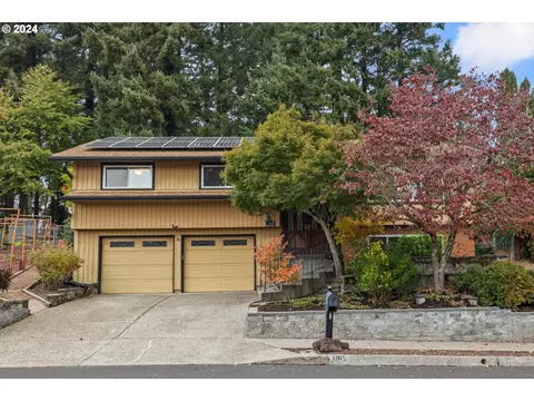 1165 NE 27th St, Gresham, OR 97030