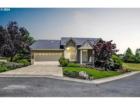 3402 Bentley Ave, Eugene, OR 97405