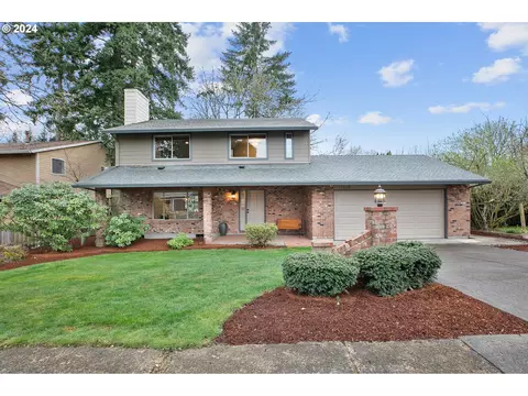17818 SW Washington Dr, Beaverton, OR 97078
