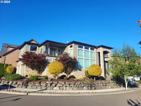 799 W Chestnut St, Washougal, WA 98671