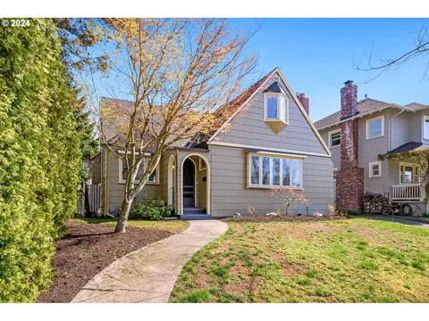2740 NE 52nd Ave, Portland, OR 97213