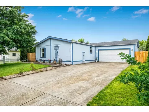 10803 NE 70th St, Vancouver, WA 98662