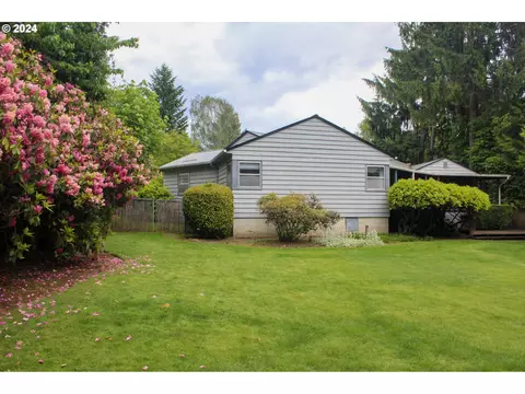 7250 SW Sylvan Ct, Portland, OR 97225