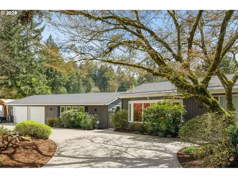 3320 Southshore Blvd, Lake Oswego, OR 97034