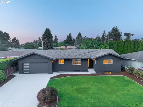 424 NW Overlook Dr, Vancouver, WA 98665