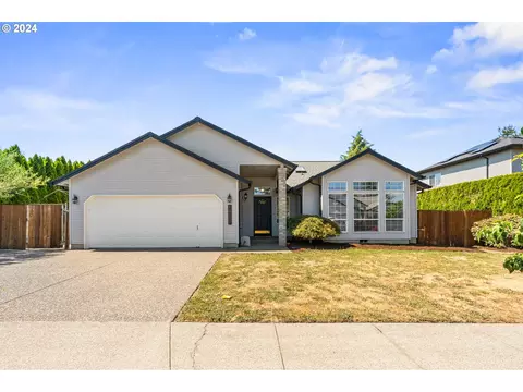 18857 Paulsen Dr, Oregon City, OR 97045