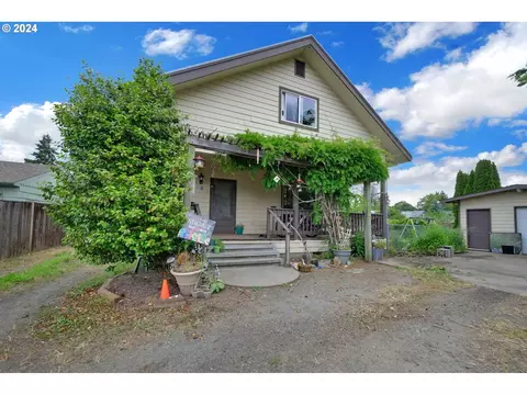 103 Knapp Ln, Eugene, OR 97404