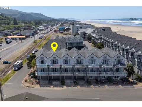 120 N 3rd Ave, Rockaway Beach, OR 97136