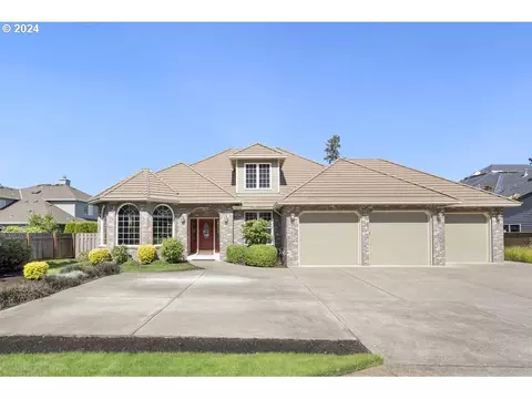 2015 NE 19th Ave, Canby, OR 97013