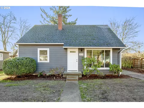 10430 SE Boise St, Portland, OR 97266