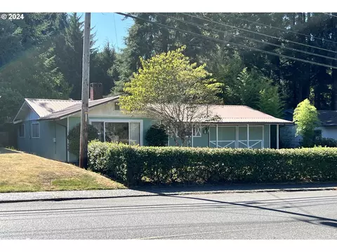 240 Ranch Rd, Reedsport, OR 97467