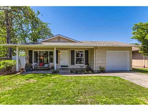 1144 Hughes St, Oregon City, OR 97045