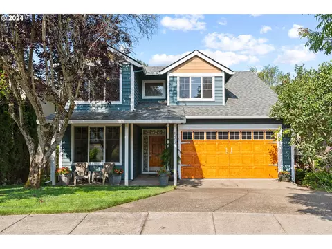 8403 NE Swire St, Hillsboro, OR 97006