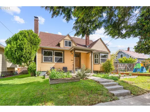1415 NE Webster St, Portland, OR 97211