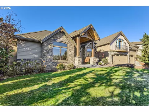 8715 SE Northern Heights Ct, Happy Valley, OR 97086