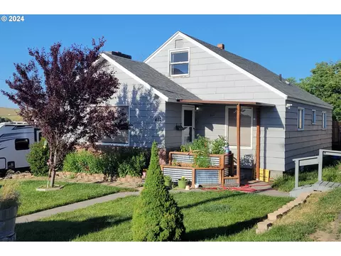 412 SE 20th St, Pendleton, OR 97801