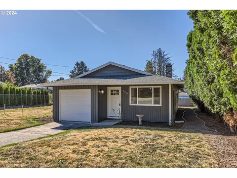 4378 SE Monroe St, Milwaukie, OR 97222