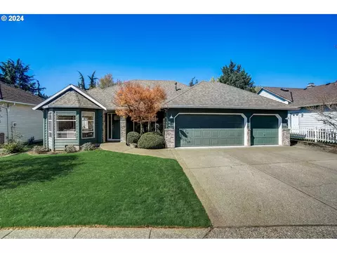 14594 SE Creekside Dr, Milwaukie, OR 97267