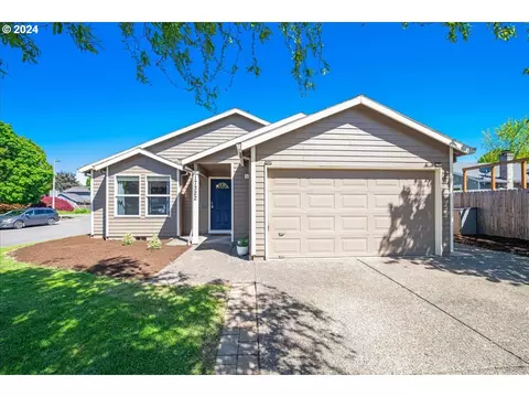17322 SW Pacifica Ct, Beaverton, OR 97006