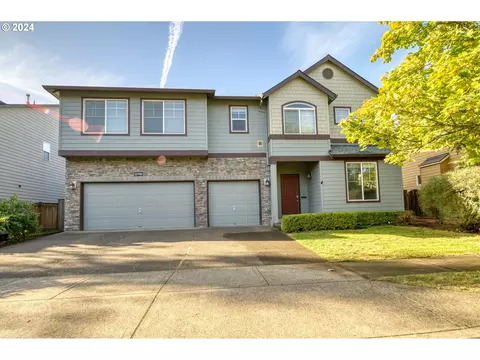 33796 NErin Dr, Scappoose, OR 97056