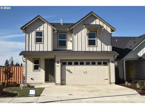972 Laurel Pl, Silverton, OR 97381