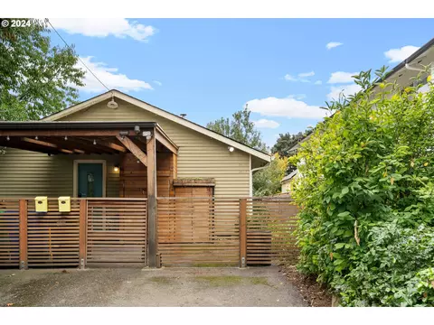 2615 SE 15th Ave, Portland, OR 97202