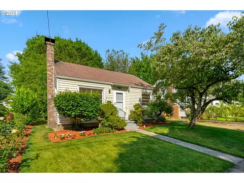 6137 NE 37th Ave, Portland, OR 97211