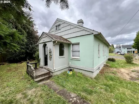 2580 SW 3rd St, Corvallis, OR 97333