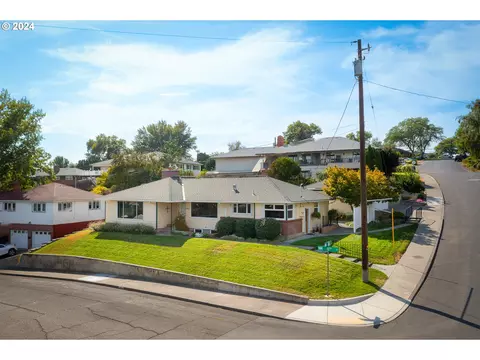 821 NW 11th St, Pendleton, OR 97801