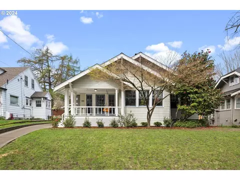 3815 NE Hassalo St, Portland, OR 97232