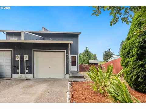 4222 N Juneau St, Portland, OR 97203
