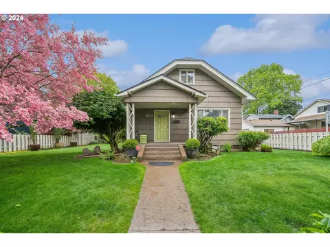 5272 N Syracuse St, Portland, OR 97203