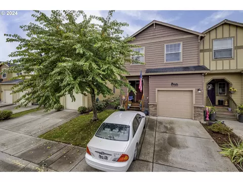 52165 SE Cabbage Ln, Scappoose, OR 97056
