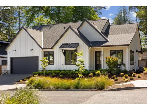 4515 SW 59th Ave, Portland, OR 97221