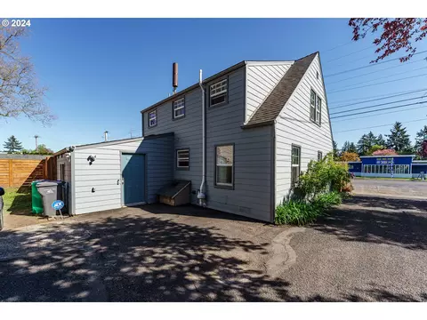 11045 SE Holgate Blvd, Portland, OR 97266