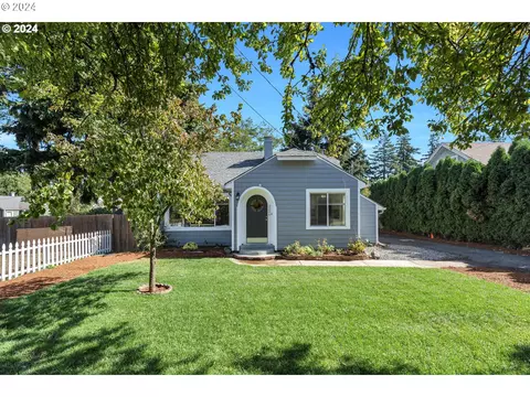 3206 SE 84th Ave, Portland, OR 97266