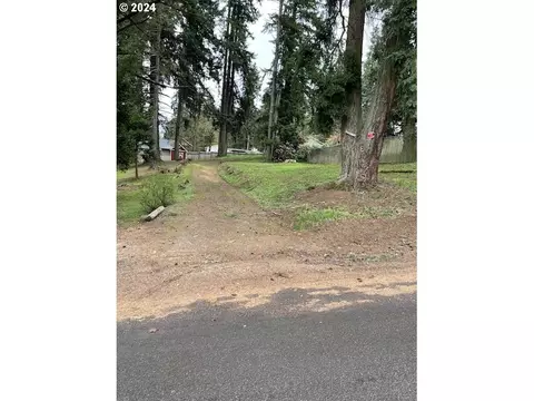 S 71 St, Springfield, OR 97478