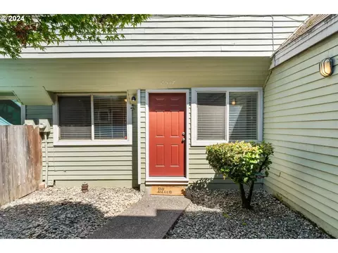 2547 SE 119th Ave #12, Portland, OR 97266