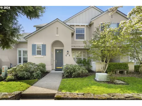 6186 NE Rosebay Dr, Hillsboro, OR 97124