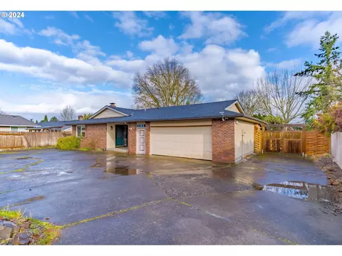 2904 SE Westpark Ct, Albany, OR 97322