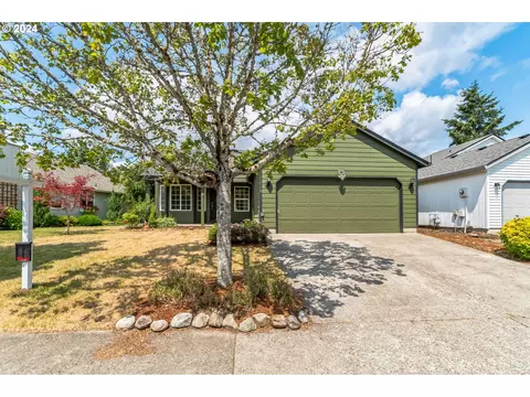 17900 SE 19th St, Vancouver, WA 98683