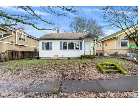 7630 N Drummond Ave, Portland, OR 97217