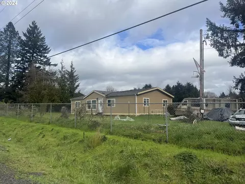 25327 Moyer St, Elmira, OR 97437