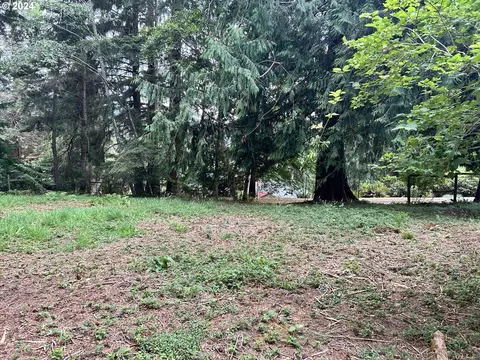 crest dr, Astoria, OR 97103